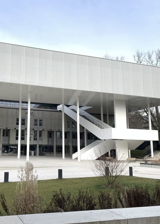 Learning-Center-JKU_Unterfoto-01